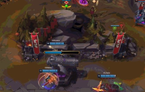 DB视讯官方登录入口这是真来戏了？网友制作Rookie最终局离谱操作动图 把自己送给对手杀