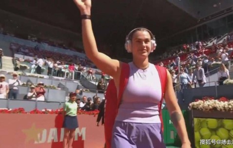 郑钦文悬了？萨巴伦卡状态火爆，两盘横扫晋级32强，简直第3冠？