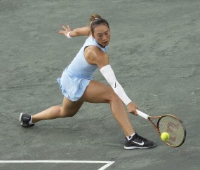 【WTA查尔斯顿站】郑钦文复仇萨卡里,晋级16强