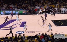 DB视讯官方登录入口姜还是老的辣！卡斯尔要隔扣詹姆斯 后者眼疾手快直接帽掉