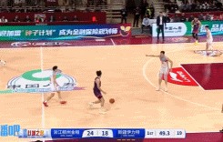 DB官网在线登录入口空中轰炸！刘泽一突破抛传 达米安-琼斯力压李炎哲暴扣打成2+1