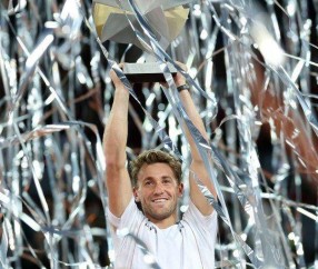 从六亚王到挪威第一位大师,鲁德带伤夺冠被称可媲美纳达尔和德约