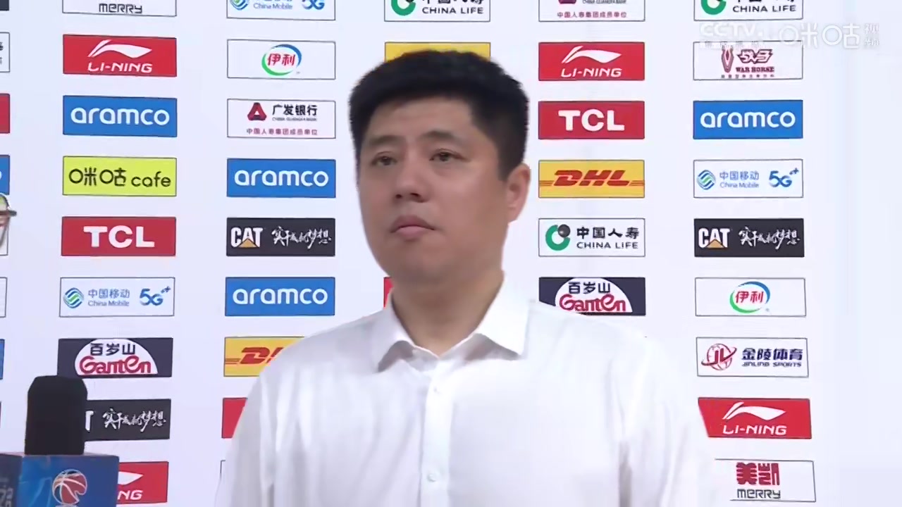 DB真人旗舰山西主帅：下半场球队专注度明显下降 我们需要好好总结