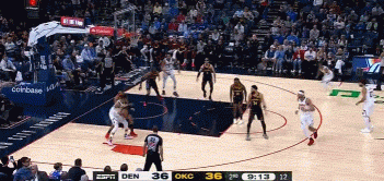 DB视讯官方登录入口攻防建功！卡鲁索补防送大帽 之后反击强攻打成2+1